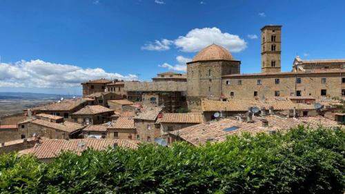 Tour A Piedi Di Volterra - Volterra